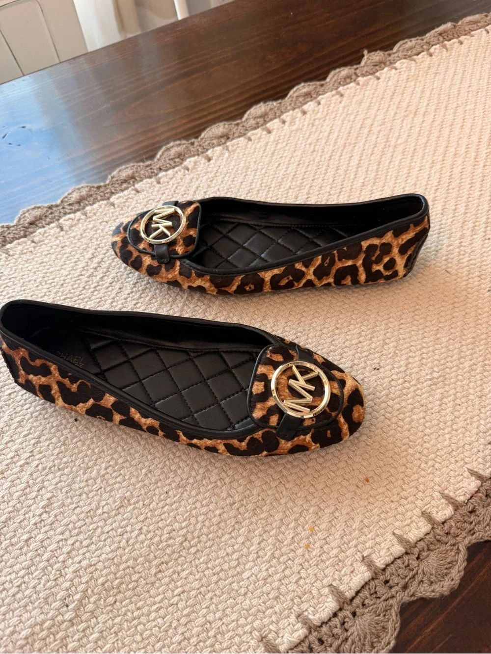 Michael Kors Leopard Calf-Hair Gold Logo Ballet Flats Women’s Sz 7